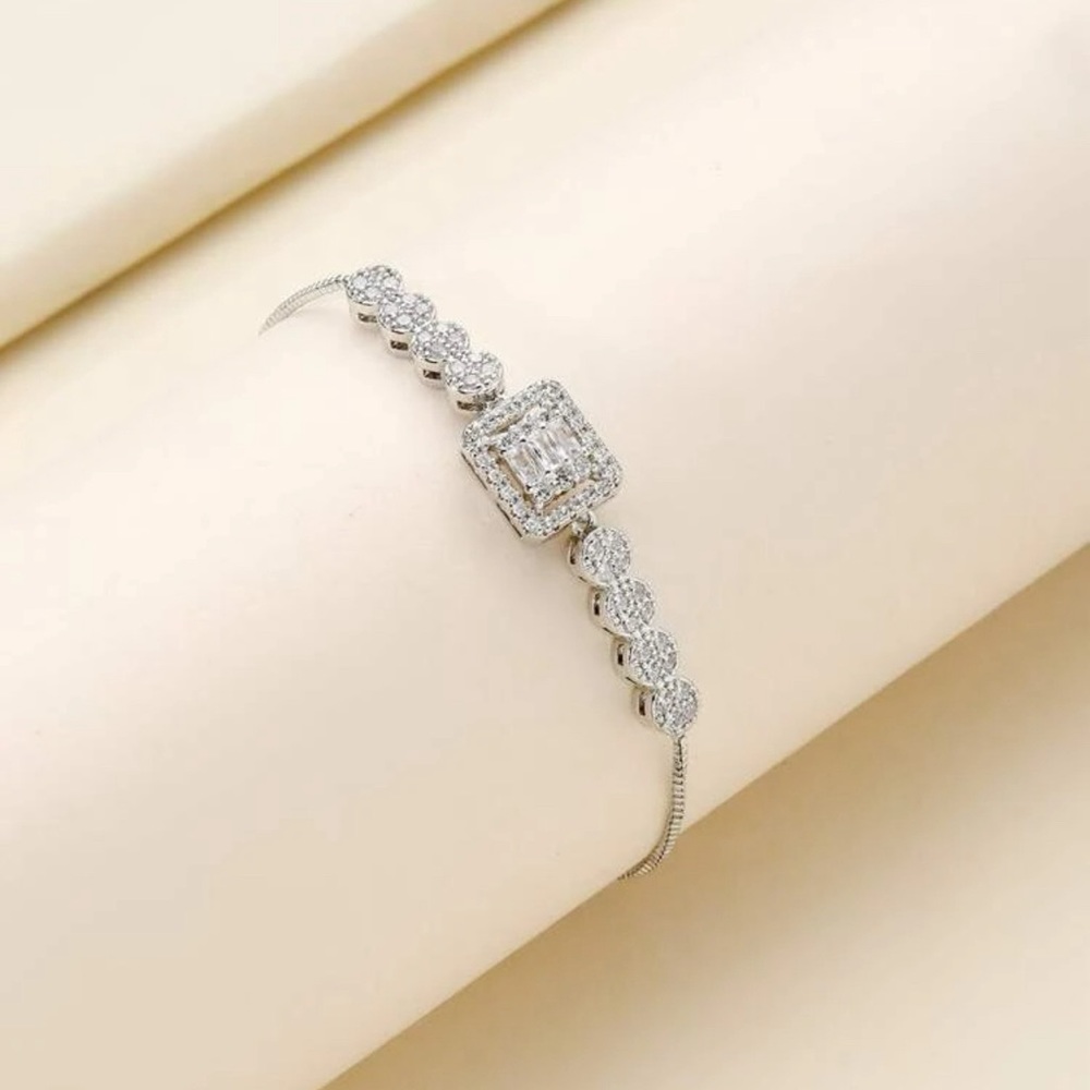 Sterling Silver White Diamond Bracelet - Elegant Halo Center